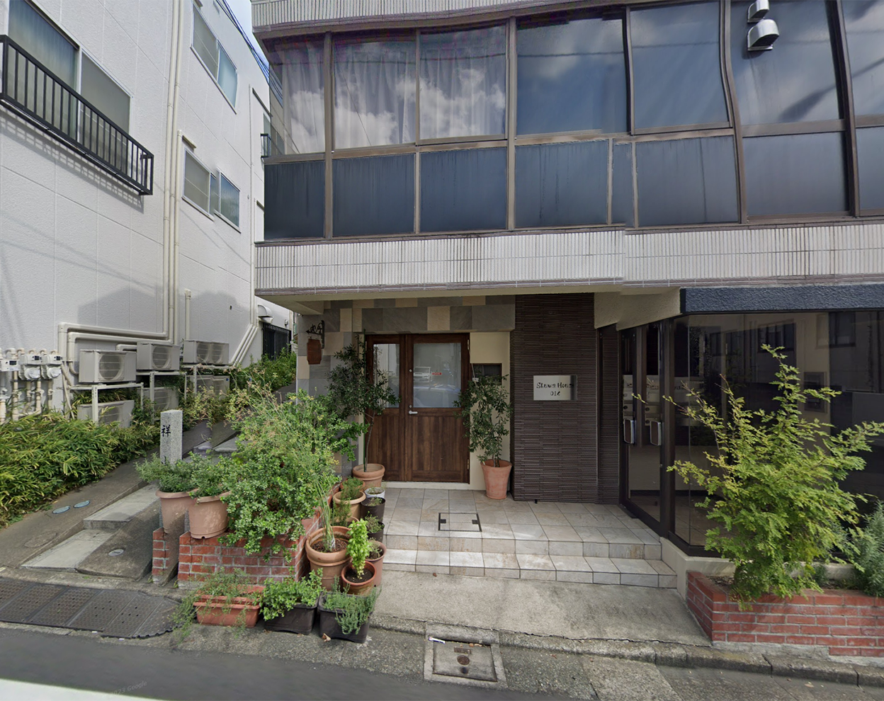 四谷三丁目駅徒歩5分　円通寺坂沿いイタリアン居抜き物件